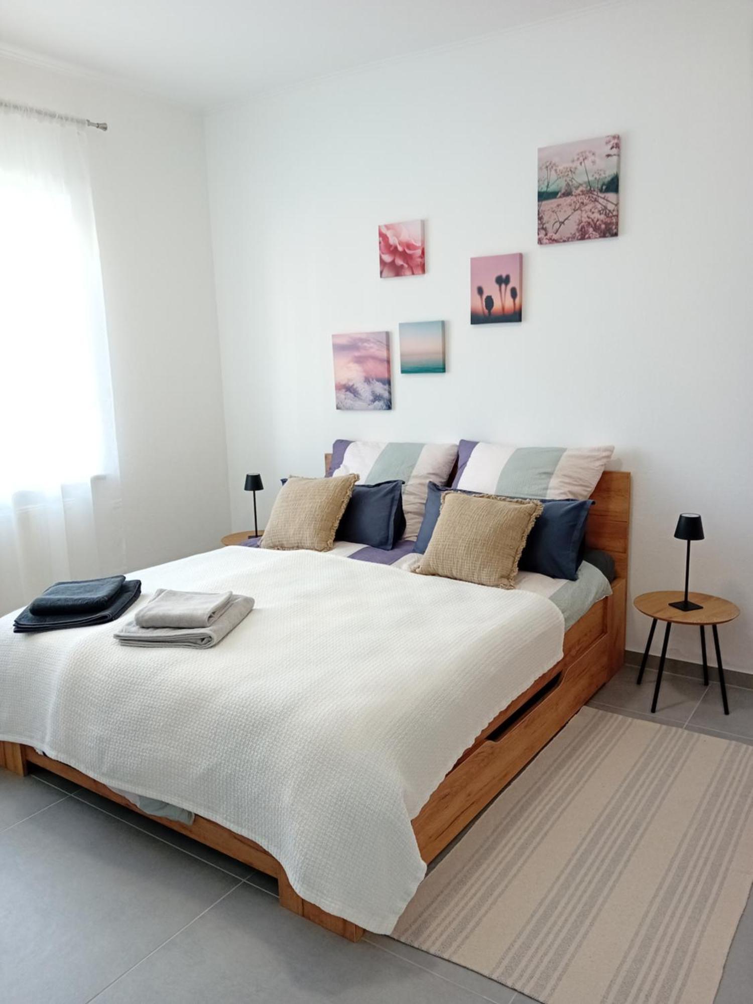 Lind-Appartments Villach Esterno foto