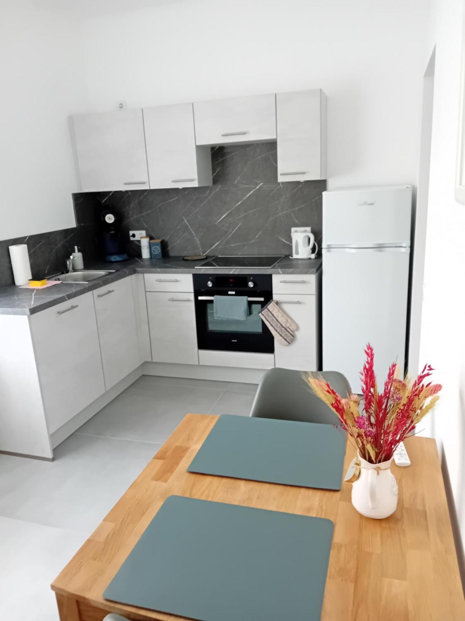 Lind-Appartments Villach Esterno foto
