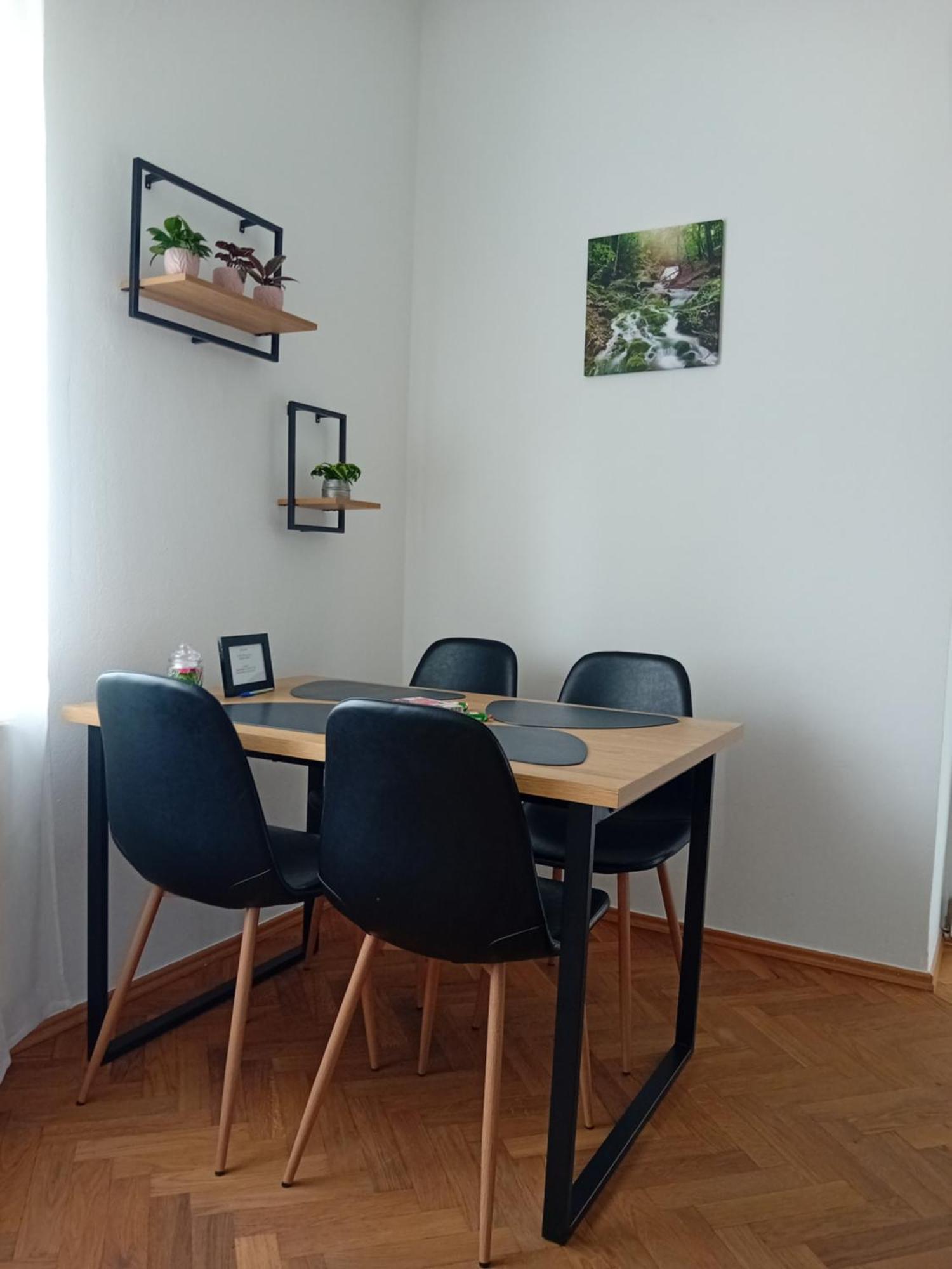 Lind-Appartments Villach Esterno foto